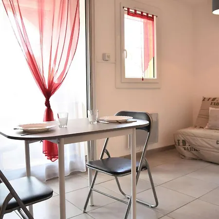 2 Pieces - Gn170-115 Apartment *